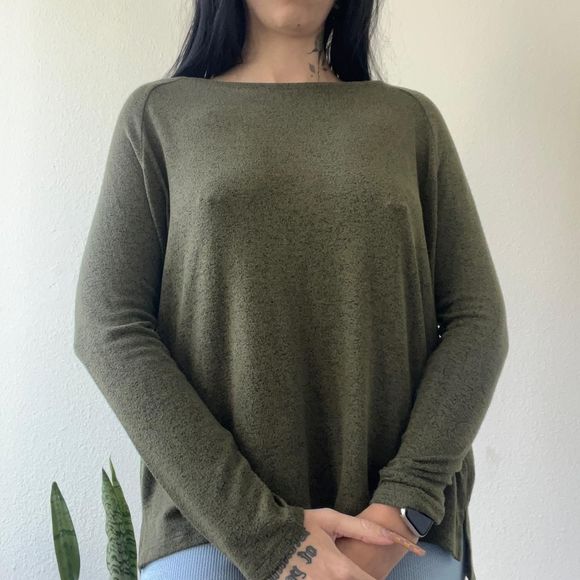 green old navy luxe long sleeve light sweater - Picture 2 of 3